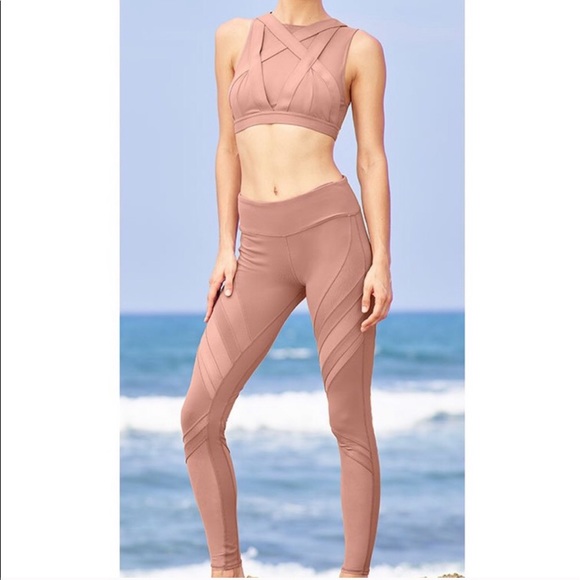 NEW • Alo Yoga • Epic Mesh Pink Leggings Quartz - Picture 4 of 8